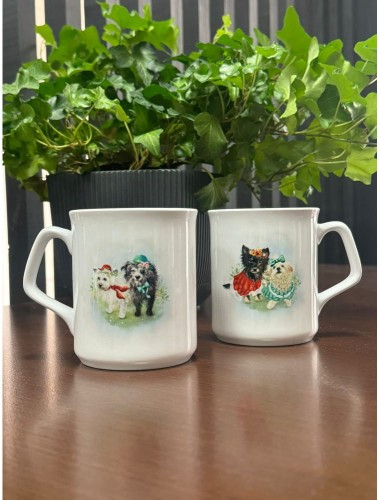 Kubek z LOLĄ, JADZIĄ, ELWIRKĄ ORAZ PETUNIĄ